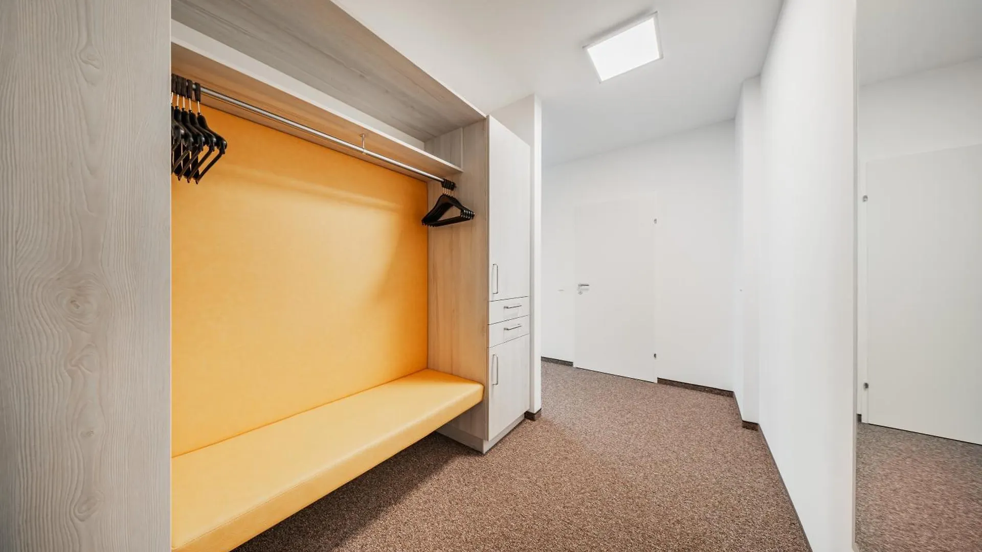 Ξενοδοχείο με διαμερίσματα Home1 - Josefstadt Apartments Βιέννη
