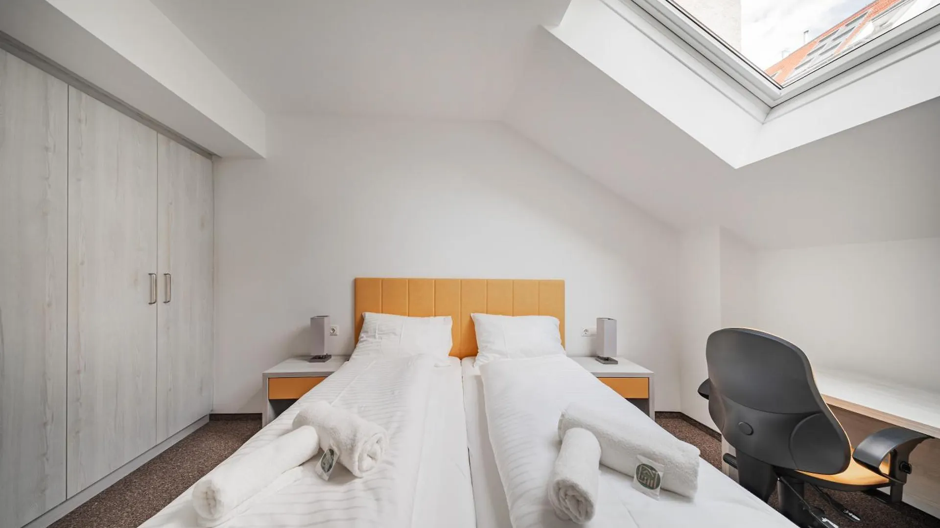Home1 - Josefstadt Apartments Βιέννη